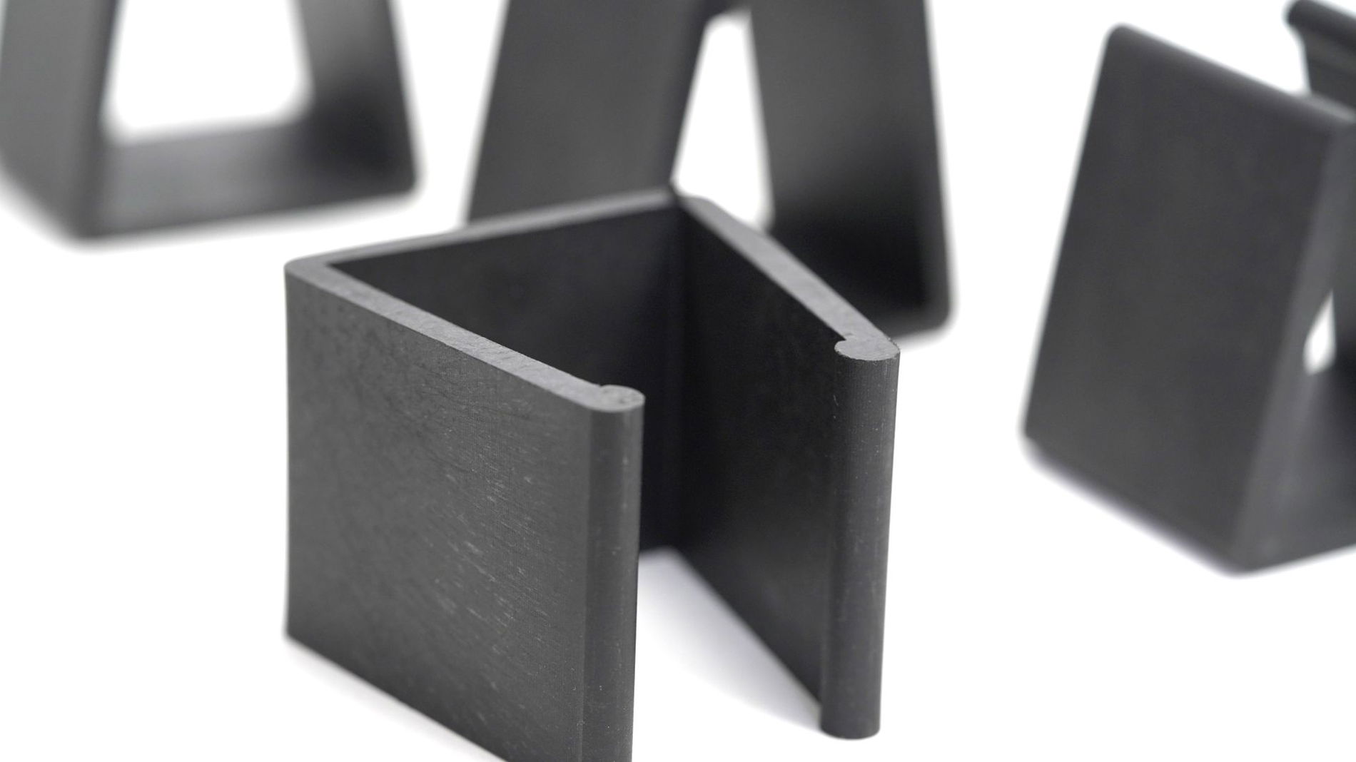 Klamry mocujące Modern Line